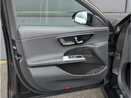 Photo 12 Mercedes Classe E Gén. VI (W214) Ph1 AMG Line 4