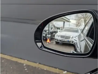 Photo 21 Mercedes Classe E Gén. VI (W214) Ph1 AMG Line 4