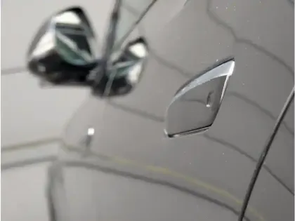 Photo 19 Mercedes Classe E Gén. VI (W214) Ph1 AMG Line 4