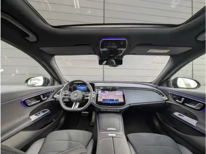 Photo 10 Mercedes Classe E Gén. VI (W214) Ph1 AMG Line 4