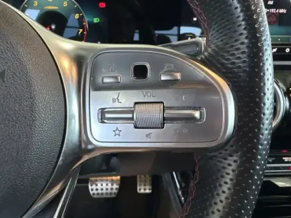 Photo 16 Mercedes CLA  200 Coupé