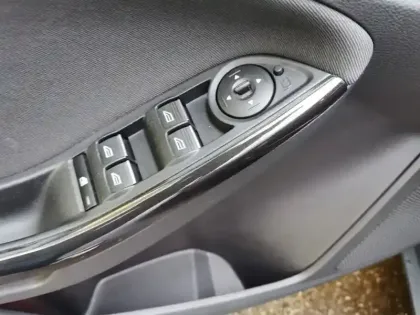 Photo 39 Ford Focus Titanium 1.0 EcoBoost 125 ch B