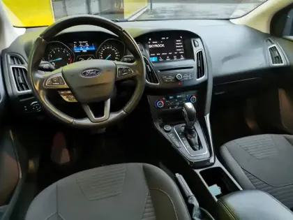 Photo 8 Ford Focus Titanium 1.0 EcoBoost 125 ch B