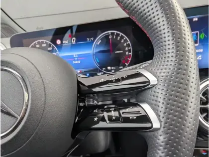 Photo 13 Mercedes GLA 250 e Hybrid EQ 