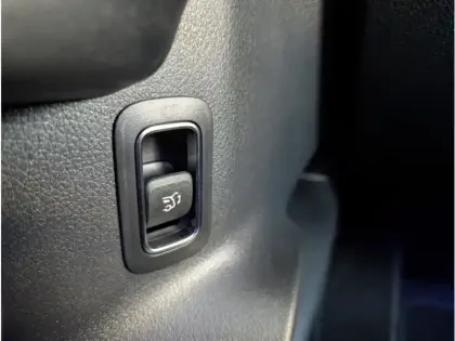 Photo 15 Mercedes GLB 200 d 