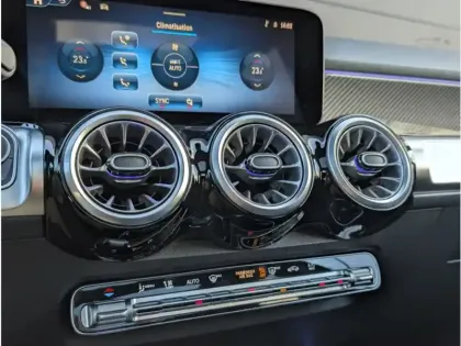 Photo 17 Mercedes GLB 200 d 