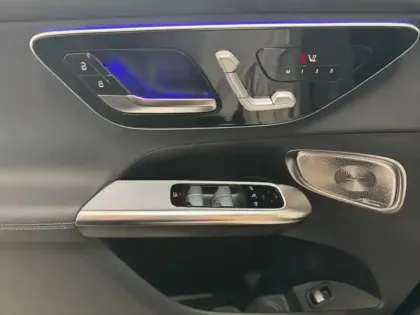 Photo 20 Mercedes Classe GLC GLC 220 d 4MATIC Coupé AMG Lin