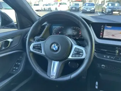 Photo 12 BMW Serie 1 Gén. III (F40) Ph1 M Sport 5