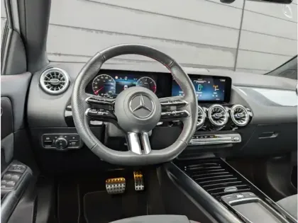 Photo 11 Mercedes GLA 180 d 