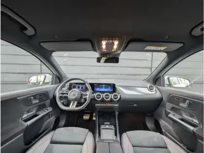 Photo 10 Mercedes GLA 180 d 