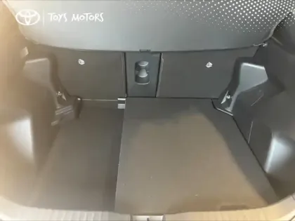 Photo 9 Toyota Yaris Hybride 1.5 HYBRID 130H DESIGN AUTO