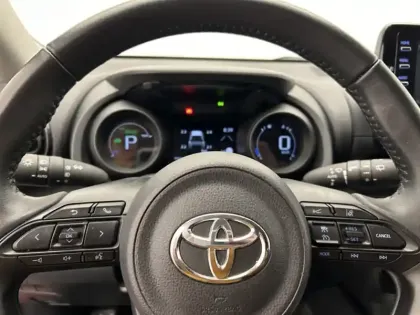 Photo 24 Toyota Yaris Hybride 116h Design