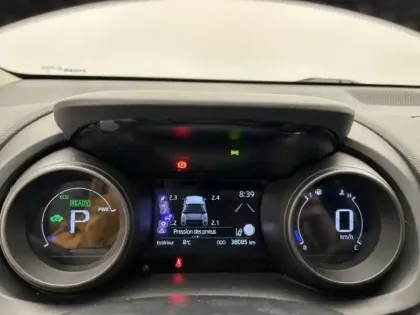 Photo 16 Toyota Yaris Hybride 116h Design