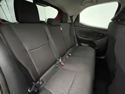 Photo 15 Toyota Yaris Hybride 116h Design