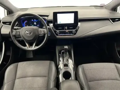 Photo 10 Toyota Corolla Hybride 122h Design