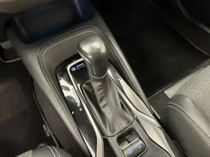 Photo 12 Toyota Corolla Hybride 122h Design