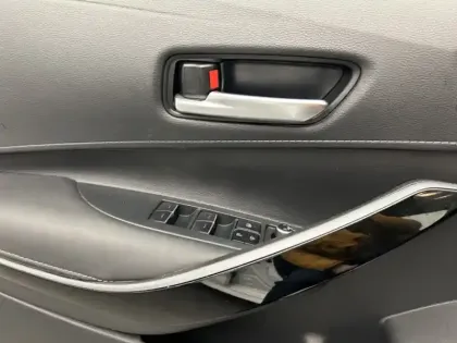 Photo 15 Toyota Corolla Hybride 122h Design