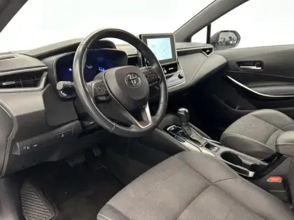 Photo 16 Toyota Corolla Hybride 122h Design