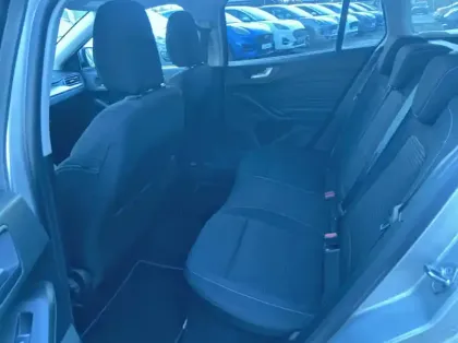 Photo 8 Ford Focus SW 1.0 Flexifuel mHEV 125ch ST-Line X Powershift