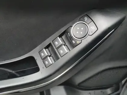 Photo 5 Ford Puma 1.0 EcoBoost 125ch mHEV ST-Line 7cv