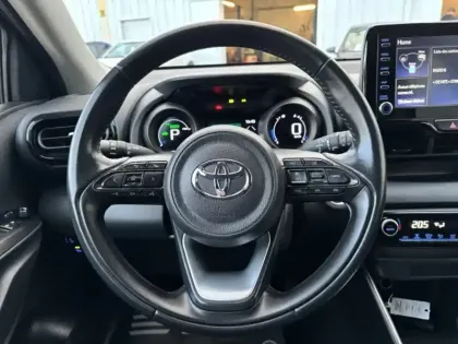 Photo 15 Toyota Yaris Hybride 116h Design Pack 1.5