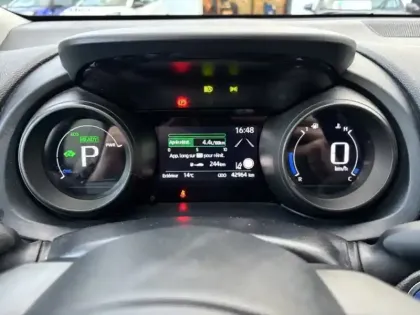 Photo 23 Toyota Yaris Hybride 116h Design Pack 1.5