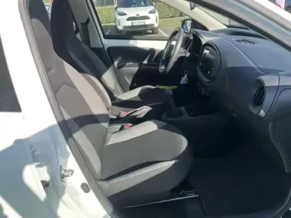 Photo 12 Toyota Aygo 1.0 VVT-i 72 Dynamic