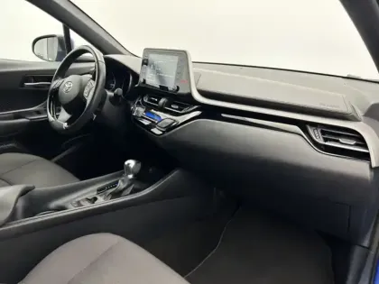 Photo 14 Toyota C-HR 1.8 Hybride 122 Dynamic