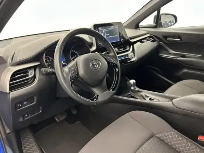 Photo 11 Toyota C-HR 1.8 Hybride 122 Dynamic