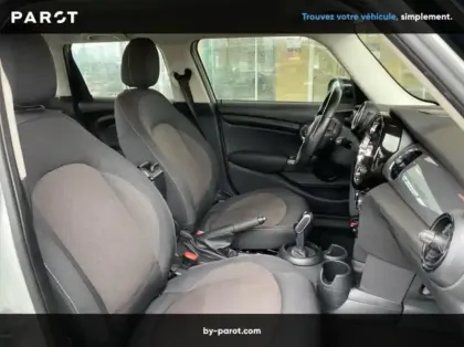 Photo 20 Mini 5 PORTES Gén. III (F55) Ph3 Essential 5