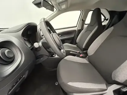 Photo 12 Toyota Aygo 1.0 VVT-i 72 Dynamic