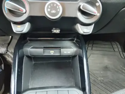 Photo 18 Kia Stonic 1.0 T-GDi 100ch ISG Active Euro6d-T