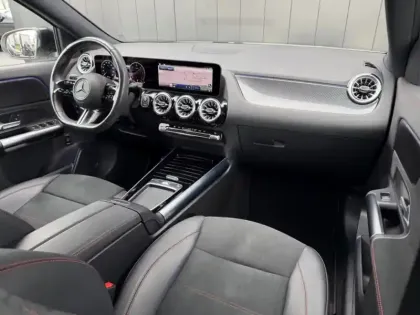 Photo 7 Mercedes GLA 200 d AMG Line