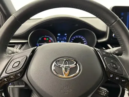 Photo 25 Toyota C-HR 1.8 Hybride 122 Edition