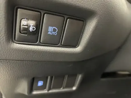 Photo 15 Toyota C-HR 1.8 Hybride 122 Edition