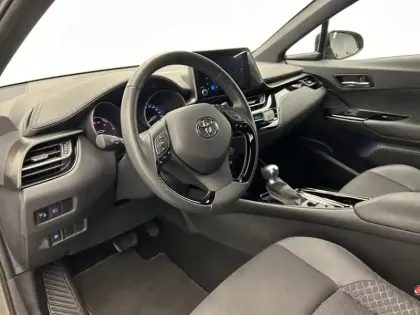 Photo 8 Toyota C-HR 1.8 Hybride 122 Edition