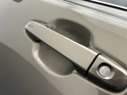 Photo 19 Toyota C-HR 1.8 Hybride 122 Edition