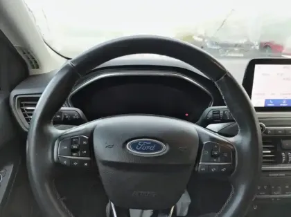 Photo 6 Ford Focus 1.0 EcoBoost 125ch Titanium