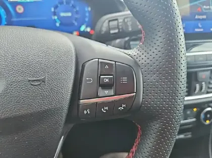 Photo 16 Ford Puma 1.0 Flexifuel 125ch S&S mHEV ST-Line