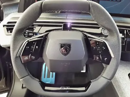 Photo 29 Peugeot 3008  Hybrid 145 e-DCS6