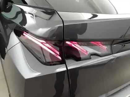 Photo 58 Peugeot 3008  Hybrid 145 e-DCS6