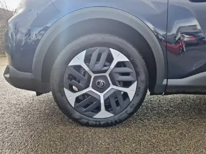 Photo 56 Citroën C4  Hybride 136 e-DCS6