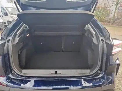 Photo 5 Citroën C4  Hybride 136 e-DCS6