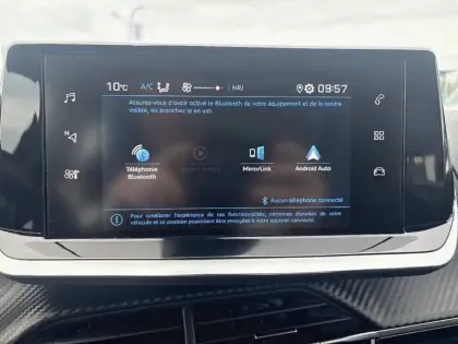 Photo 54 Peugeot 2008  PureTech 100 S&S BVM6