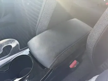 Photo 19 Peugeot 2008  Electrique 136 ch