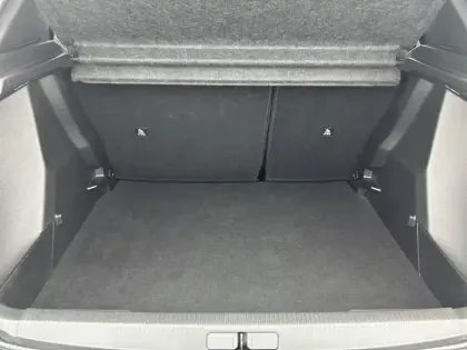 Photo 79 Peugeot 2008  PureTech 100 S&S BVM6