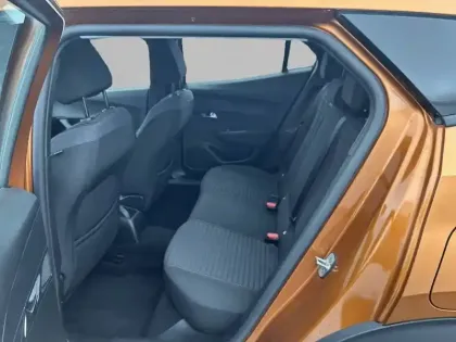 Photo 58 Peugeot 2008  PureTech 100 S&S BVM6