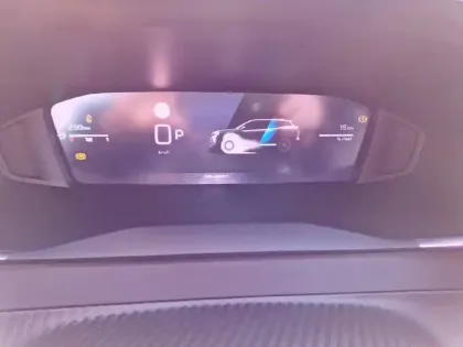 Photo 14 Peugeot 2008  Hybrid 145 e-DCS6
