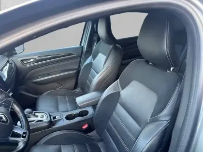 Photo 10 Renault Arkana  E-Tech hybride 145 - 22