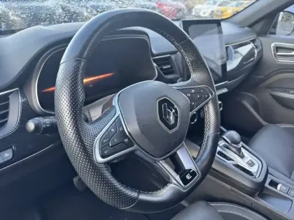 Photo 8 Renault Arkana  E-Tech hybride 145 - 22